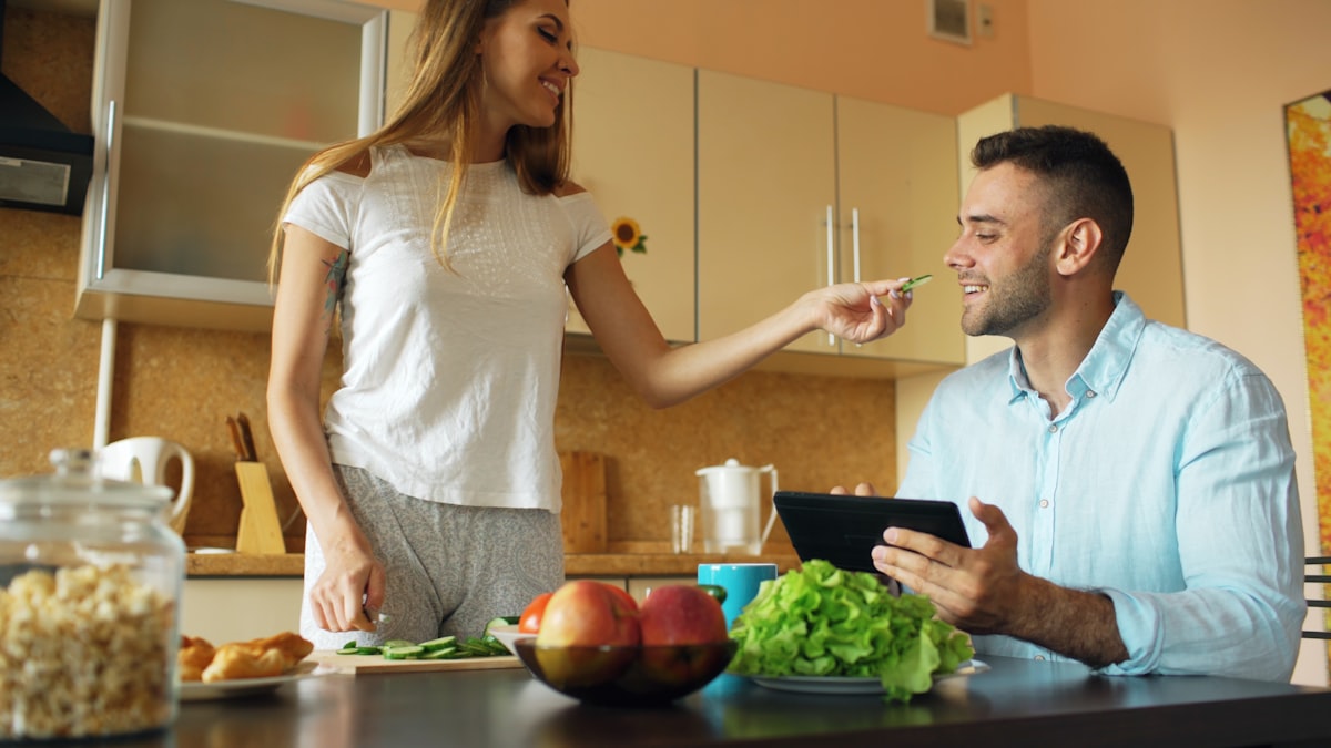 Recovery and sleep nutrition strategies